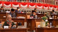 IMG-20210630-WA0026 Fraksi PPP Selamati Akar Saat Rapat Paripurna