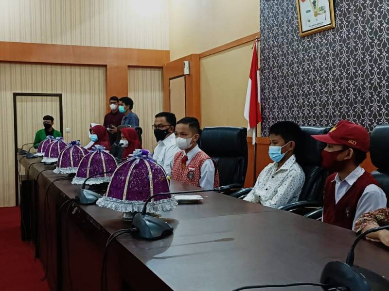 Apresiasi Siswa Berprestasi, Bupati Bantaeng: Berikan Anak Ruang Kreativitas yang Lebih Merdeka