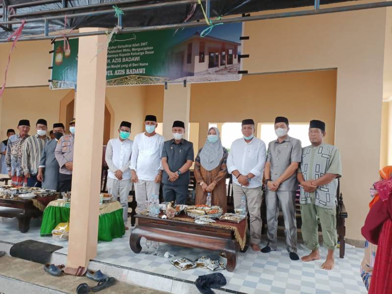 Bupati Lutim Hadiri Syukuran Peresmian Masjid H. Abdul Asis Badawi di Wotu