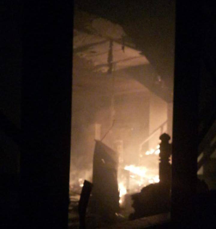 Kantor Perpustakaan dan Arsip Selayar Terbakar