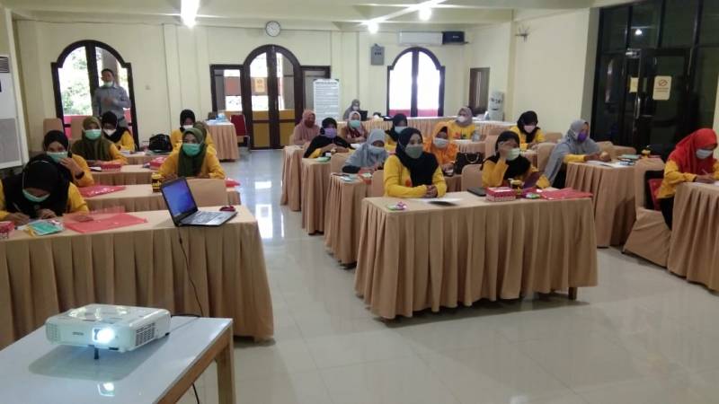Dinas PMD, PP dan PA -- KOMPAK Genjot SDM 55 BPD Perempuan