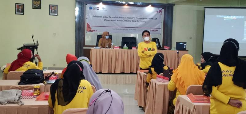Dinas PMD, PP dan PA -- KOMPAK Genjot SDM 55 BPD Perempuan