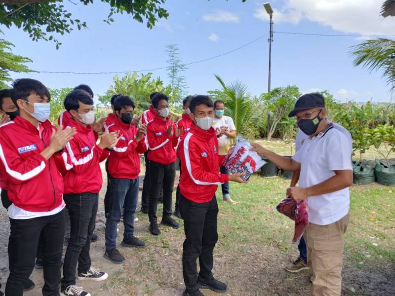 Bupati Jeneponto Bersama ABS Lepas Tim Futsal Praporda