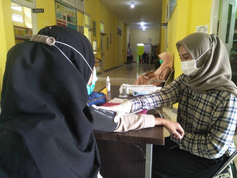 50 Persen Nakes Di Enrekang Sudah Mendapat Vaksinasi Tahap 3, Ini Penjelasan Kediskes