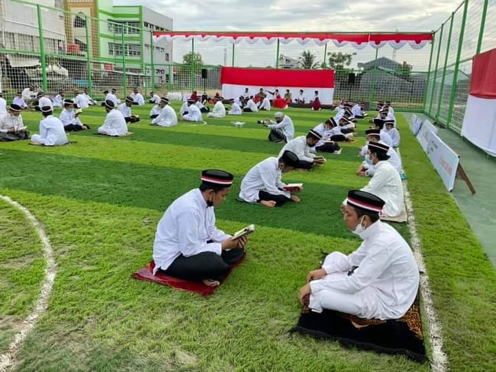 HUT RI, Ponpes Al-Imam Ashim Gelar Simaan Kemerdekaan
