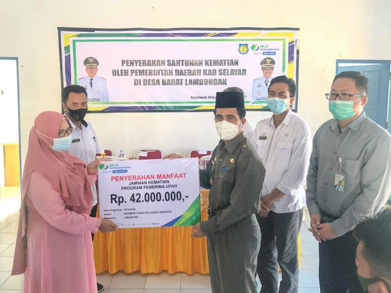 Wabup Saiful Arif Serahkan Santunan JKM Kepada Ahli Waris Alm. Patta Rani 