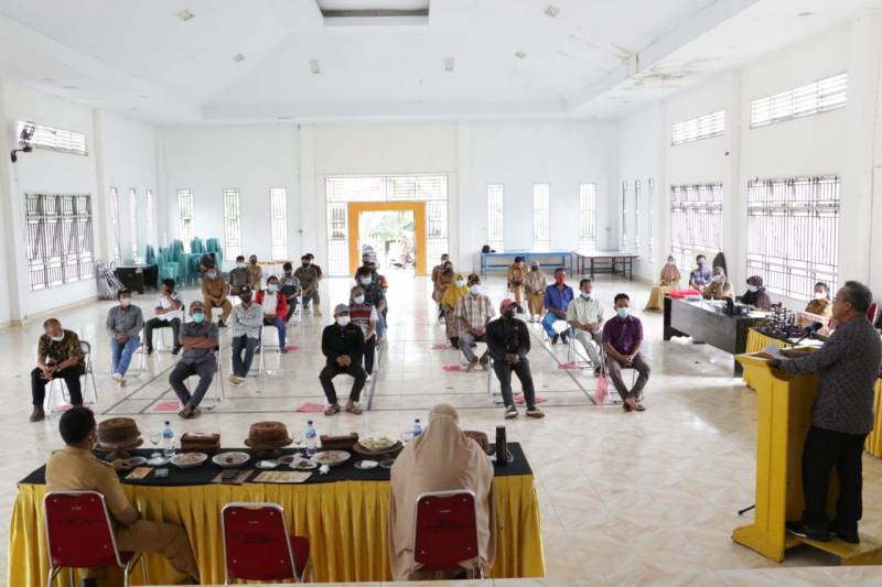 Bupati Apresiasi Pelatihan Sentra IKM Lutim Libatkan Tim Ahli Furnitur dan Handycraft Jogja