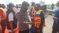 IMG-20210915-WA0060 Wakapolres Pelabuhan Hadiri Penyerahan Bantuan Alat Keselamatan Nelayan