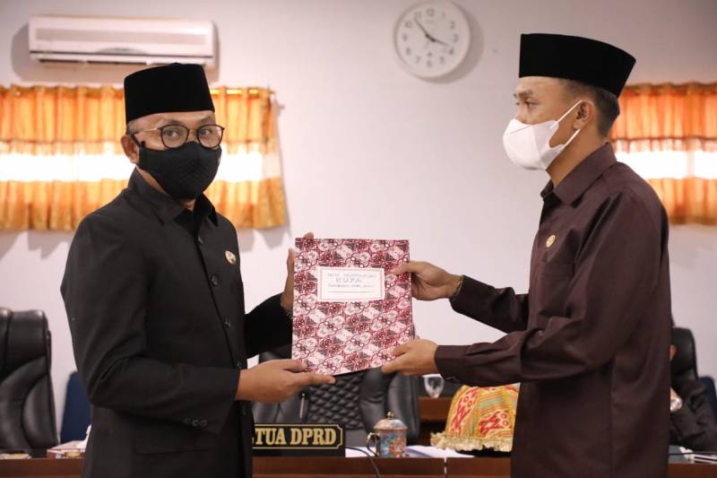 DPRD Bantaeng Menerima KUA & PPAS APBD Perubahan Tahun Anggaran 2021