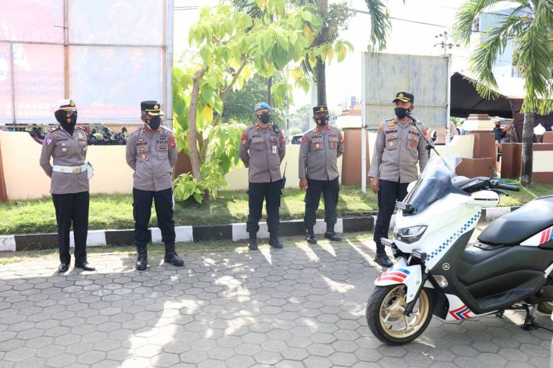 Kendaraan Dinas Kado HUT ke-66 Satlantas Polres Pelabuhan Makassar