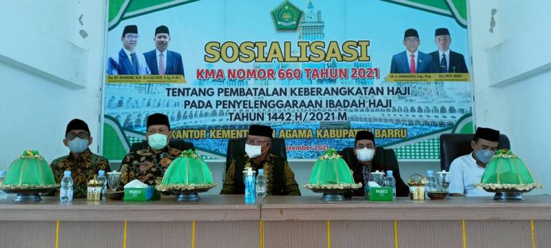Dihadiri Kakanwil dan Bupati, Ratusan CJH Barru Antusias Ikuti Sosialisasi KMA 660 tahun 2021