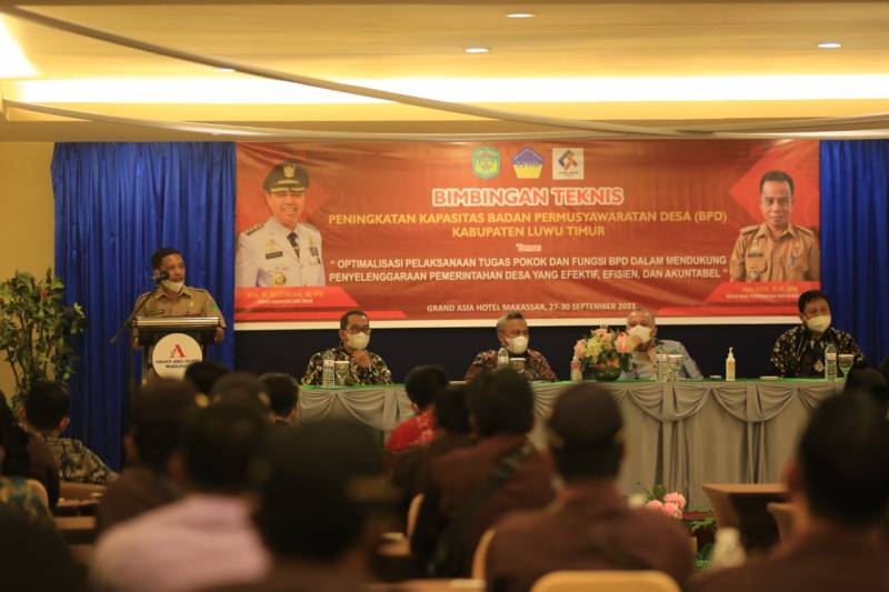 Bupati Lutim Buka Bimtek Peningkatan Kapasitas BPD