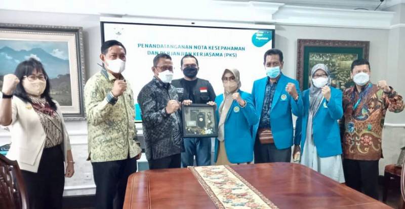 Setelah MOU , Majdah Dijamu Makan Ikan Dirut PT Pegadaian Indonesia , Begini Hasilnya