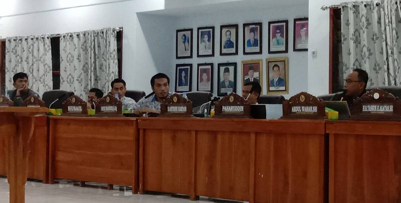 Rapat Banggar Bersama TAPD Majene Berjalan Alot