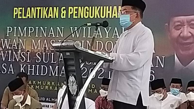 Lantik DMI Sulsel, JK Harap Pengurus Masjid Mengelola Manajemen Secara Profesional