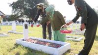 Peringati HUT Ke-76 TNI, Kodim 1426/Takalar Gelar Ziarah ke TMP Polongbangkeng