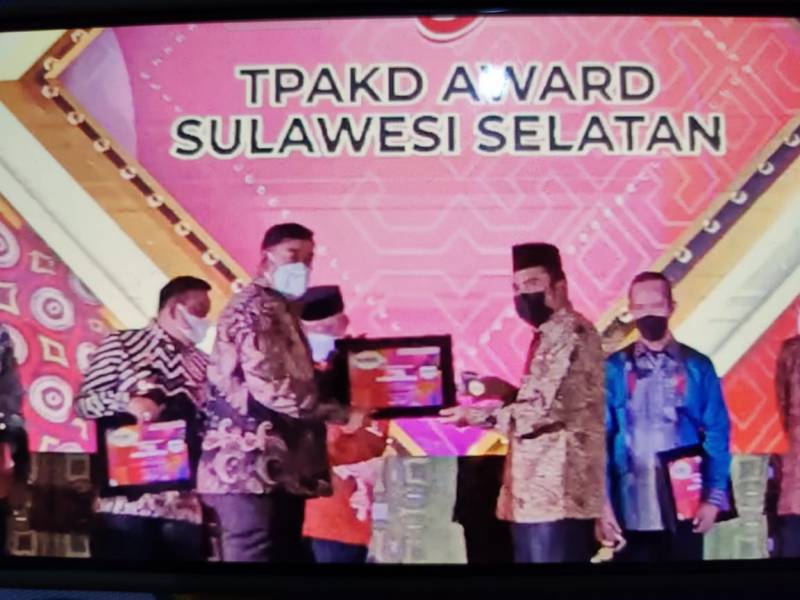 Pemkab Selayar Raih Penghargaan TPAKD Terbaik