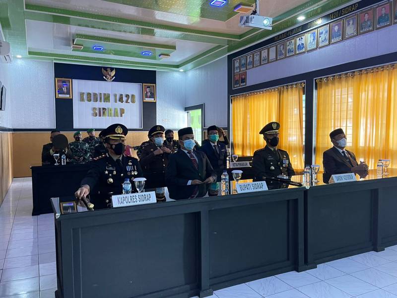 Secara Virtual, AKBP Ponco Indriyo Ikuti Upacara HUT TNI ke-76 di Makodim 1420 Sidrap