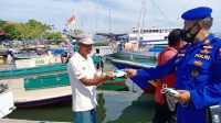 IMG-20211008-WA0044 Cegah Penyebaran Covid-19, ini Langkah Bhabinkamtibmas Pulau Kodingareng