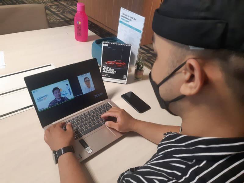 Kalla Toyota Berbagi Tips Rintis Bisnis Kopi dalam Customer Gathering Online ke-70