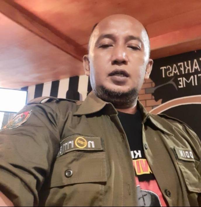 Warga Korban Gempa Majene Terima Bantuan Stimulan