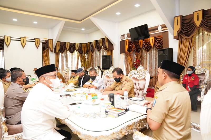 Jelang Kedatangan Ustaz Abdul Somad, Ilham Azikin Gelar Rapat Bersama Tokoh Agama