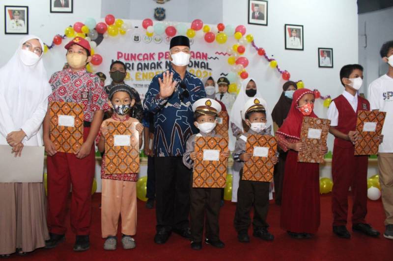 Puncak Hari Anak Nasional, Bupati Enrekang Komitmen Penuhi Hak-hak Anak