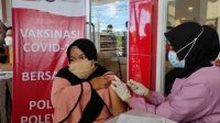 EBA15716-F8B7-41B5-BED4-026D1E40EE9F Alfamidi Gelar Vaksinasi Massal 250 Peserta di Polewali