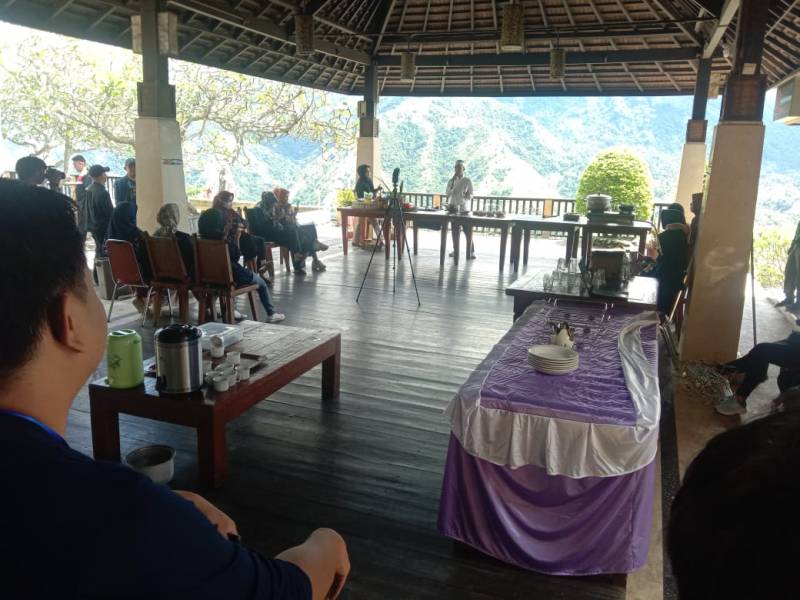 Dispopar Enrekang Siap Kembangkan Dua Kuliner Khas Enrekang, Nugget Dangke dan Kripik Sikapa
