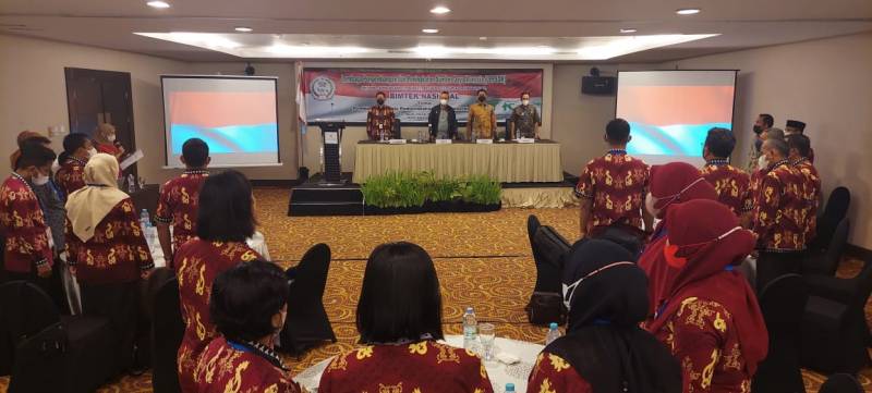 Bupati Budiman Buka Pelatihan Pemerintahan dan Pemberdayaan Desa