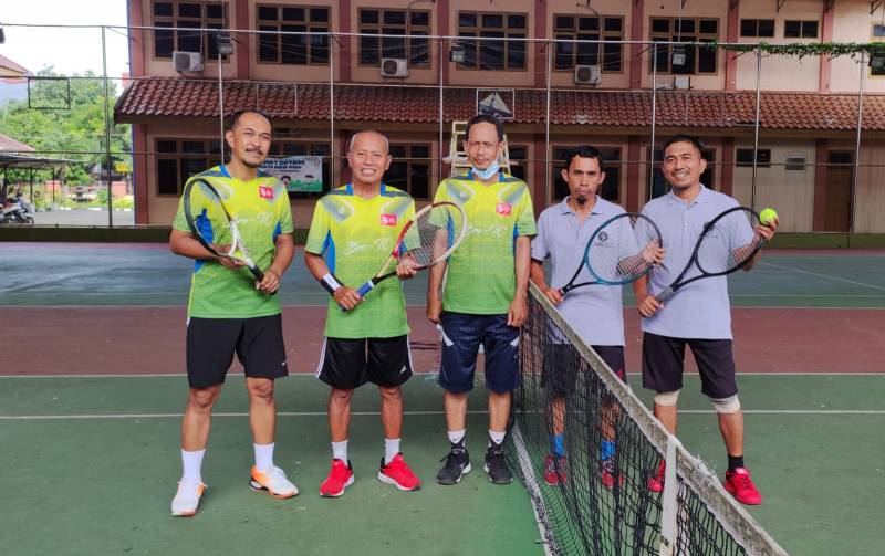 Komunitas Tennis Bro Gelar Eksebisi