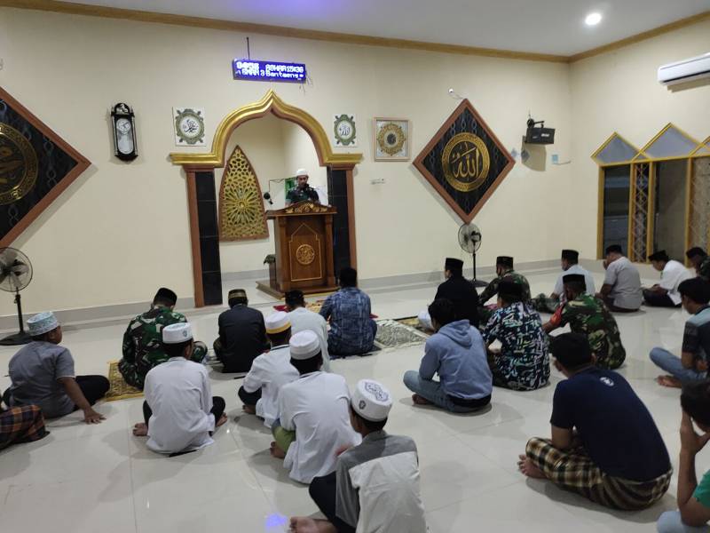 Dandim 1410/Btg Gelar Safari Shalat Subuh di Masjid Nurul Yaqin