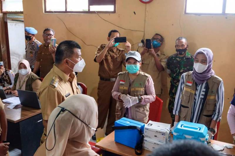 Pantau 3 Lokasi Vaksinasi, Andi Utta: Jangan Takut Vaksin