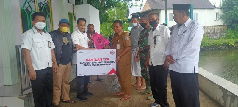 Tim Reaksi Cepat Tanggap Bencana PT Semen Tonasa Sambangi Warga Terdampak di Bawasalo