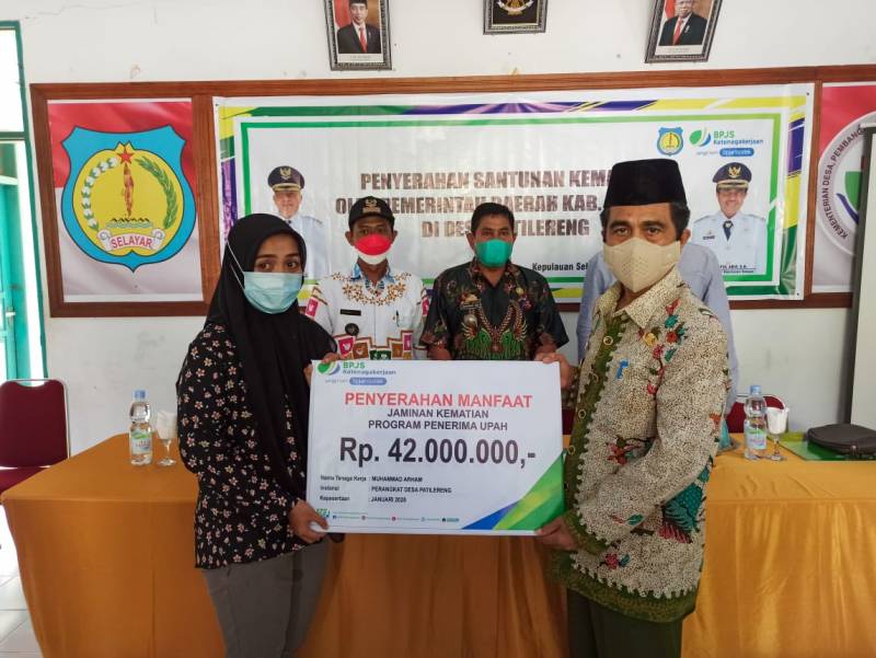 Wabup Saiful Arif Serahkan Santunan JKM Kepada Ahli Waris Alm. Arham 