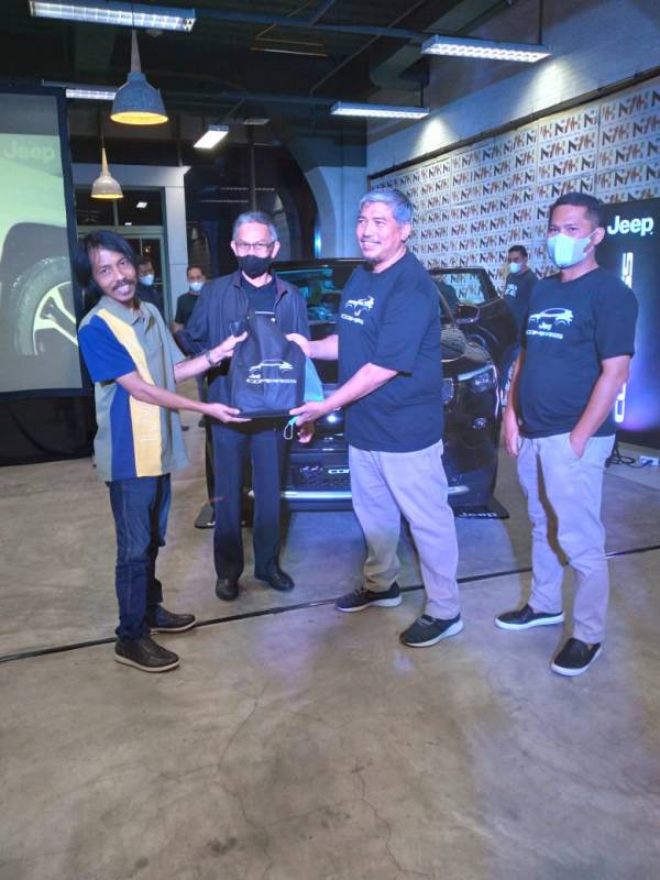 New Jeep Compass Resmi Mengaspal di Kota Makassar