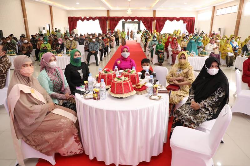Bupati Ilham Azikin Pidato, Wakil Bupati Tegang