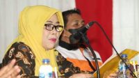 Wakil Ketua Dekranasda Selayar Buka Pelatihan Kerajinan Tempurung Kelapa 