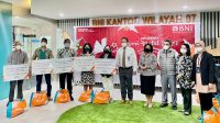 Rayakan Sukacita Natal dan Tahun Baru 2022, BNI Wilayah 07 Serahkan Paket Sembako Kepada Gereja dan Panti Asuhan