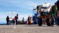 Arus Penumpang di Pelabuhan Nusantara Parepare Meningkat Jelang Natal dan Tahun Baru 2022  