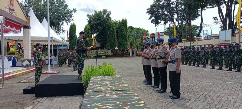 Dua Danyon Jajaran Brimob Sulsel Berganti