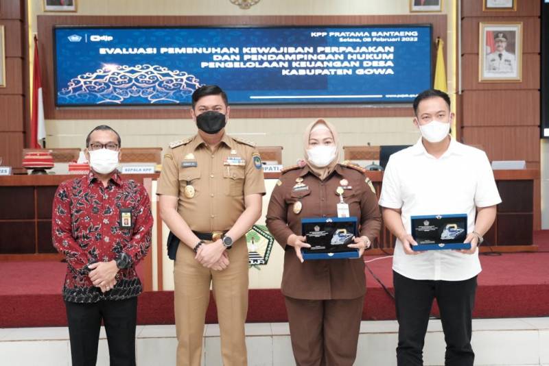 Bupati Ajak Pemerintah Desa Bantu Wujudkan Pembangunan Daerah