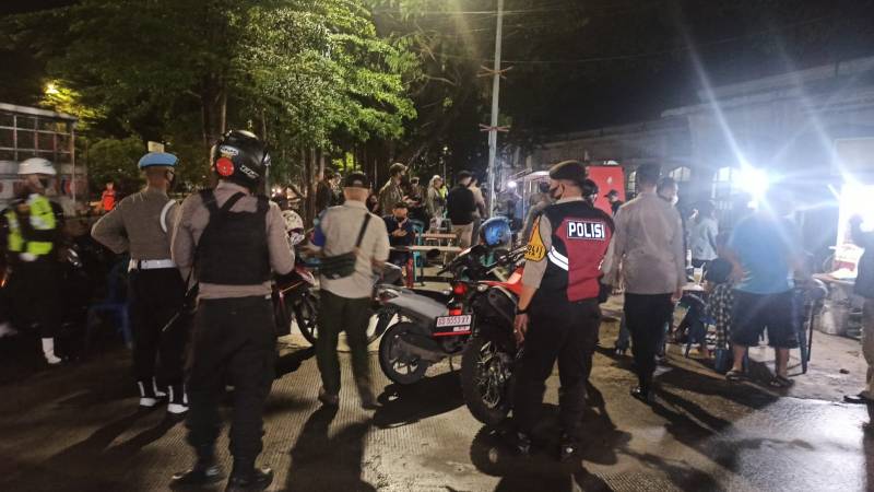 Tekan Covid-19, Polres Pelabuhan Tingkatkan Patroli Prokes di Pusat Keramaian
