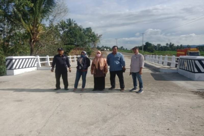 Rawan Kecelakaan, Plt Gubernur Bangun dan Perlebar Jembatan Palattae Bone