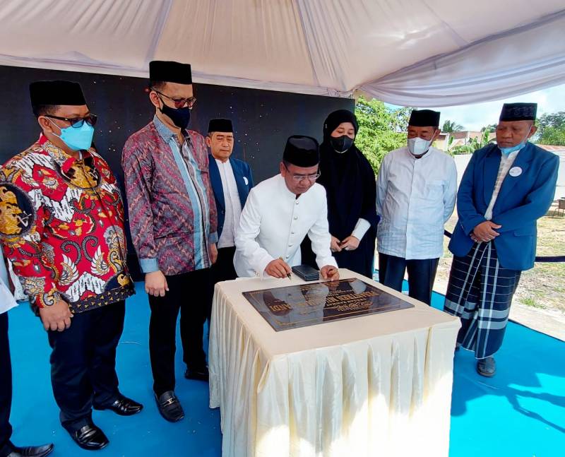 Kakanwil Kemenag Sulsel Resmikan Gedung Pesantren Muammar Gandi Sidrap