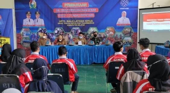 Dandim 1401 Majene Hadiri Pembukaan Pelatihan Berbasis Kompetensi