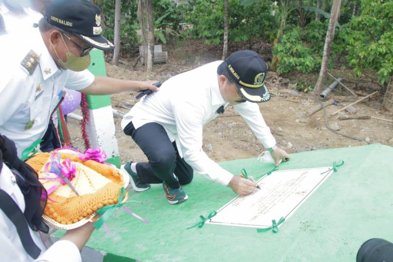 Jembatan Gantung Penghubung Dua Desa Diresmikan