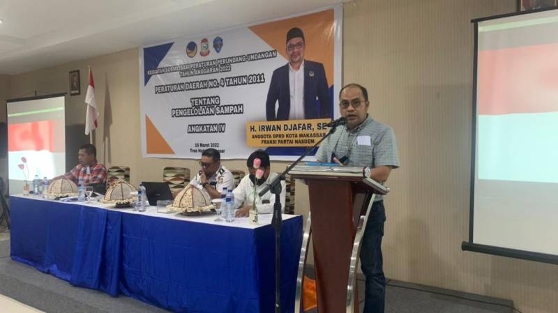 Irwan Djafar Gelar Sosper Pengelolaan Sampah