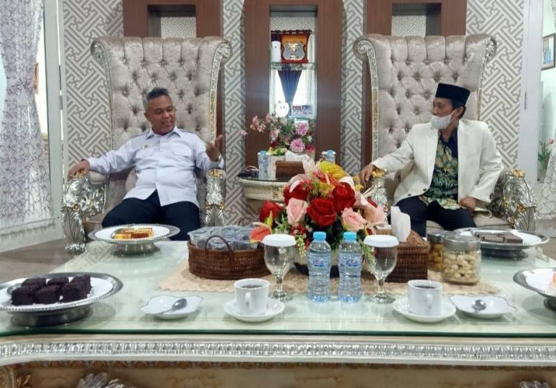 Bupati Lutim Terima Kunjungan Silaturahmi Civitas Akademik Unanda Palopo