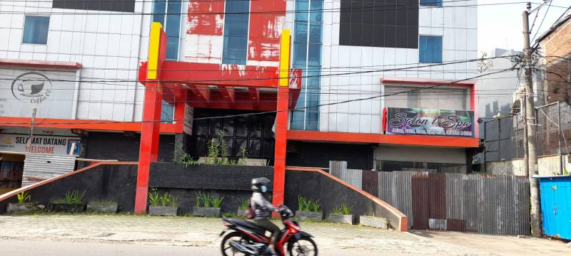 Hotel Gunung Mas Tak Beroperasi Akibat Diduga Dikuasai Sekelompok Warga